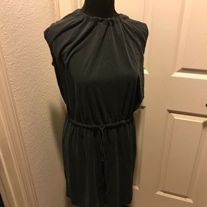 Ann Taylor LOFT Gray With Tags. Charcoal Short Casual Dress Size: 8 (M) Length: